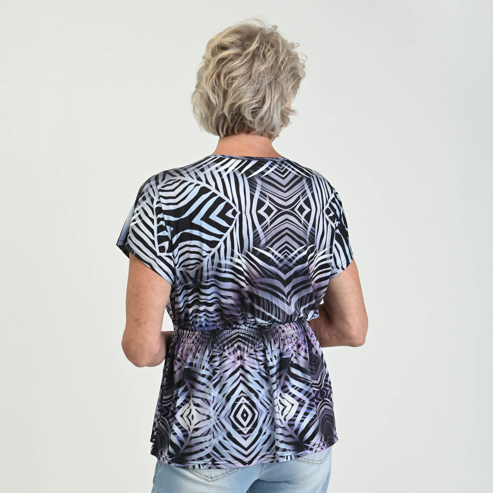 Abstract Printed Surplice Top - Image 3