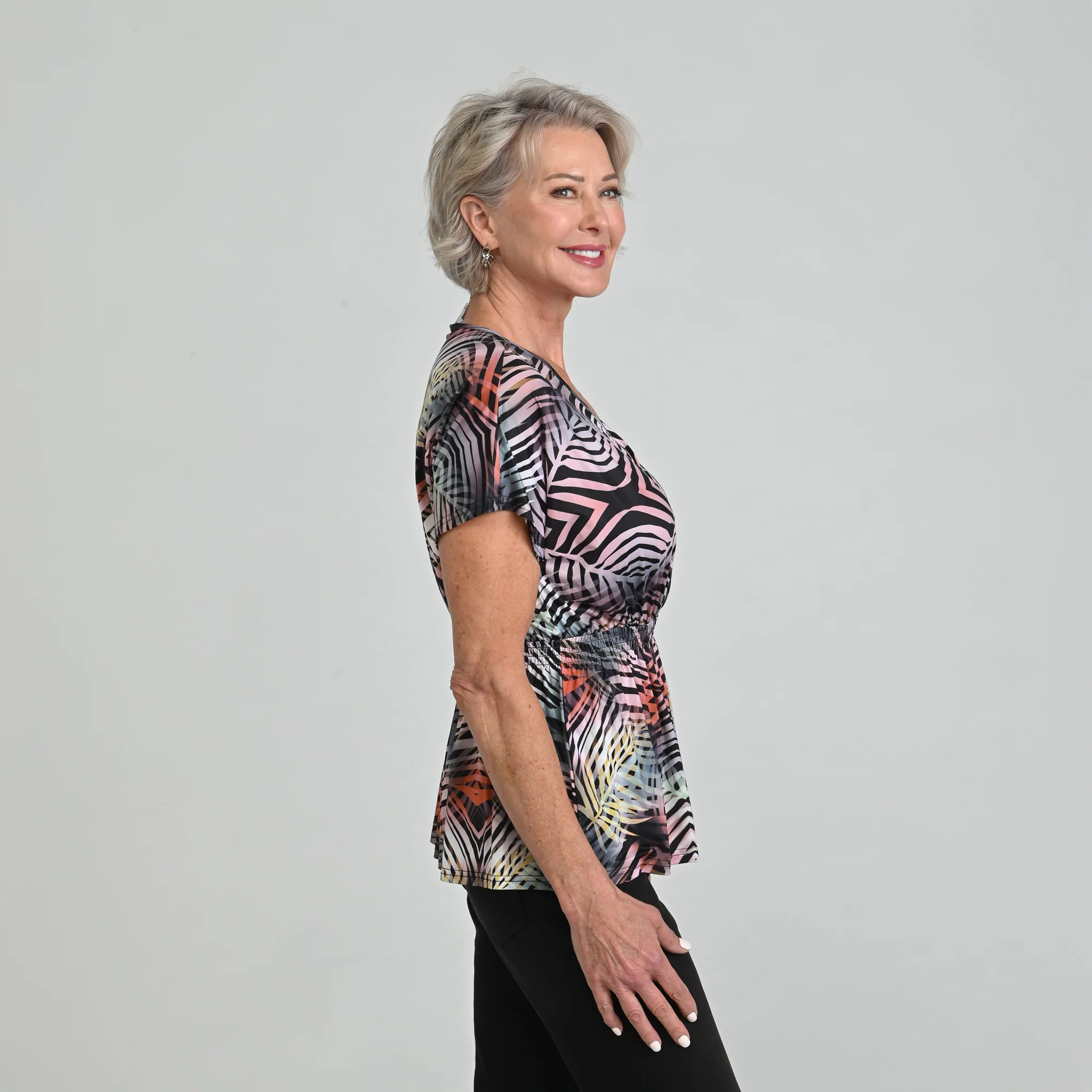 Abstract Printed Surplice Top - Image 4