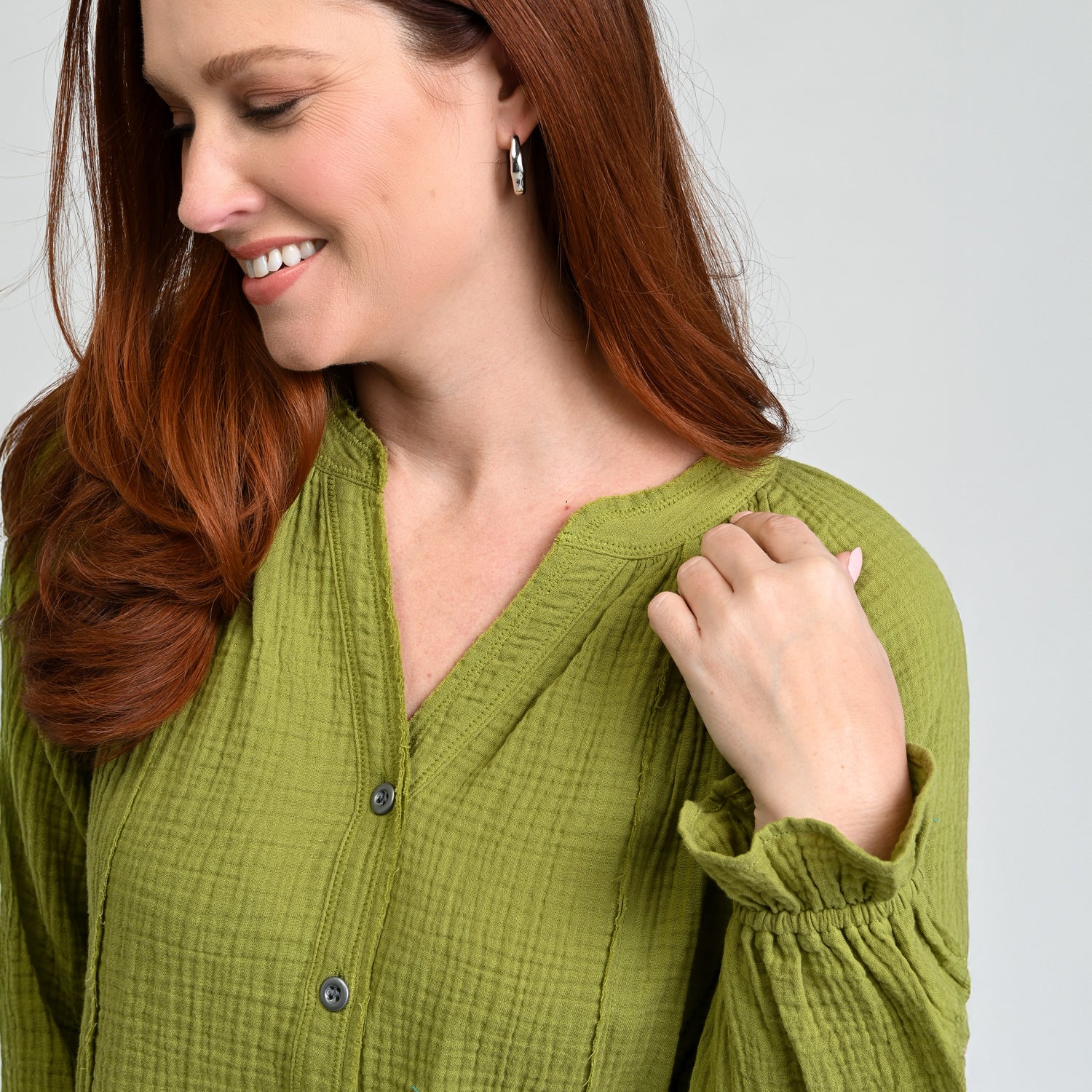 Raw Edge Y Neck Button Front Shirt - Image 10