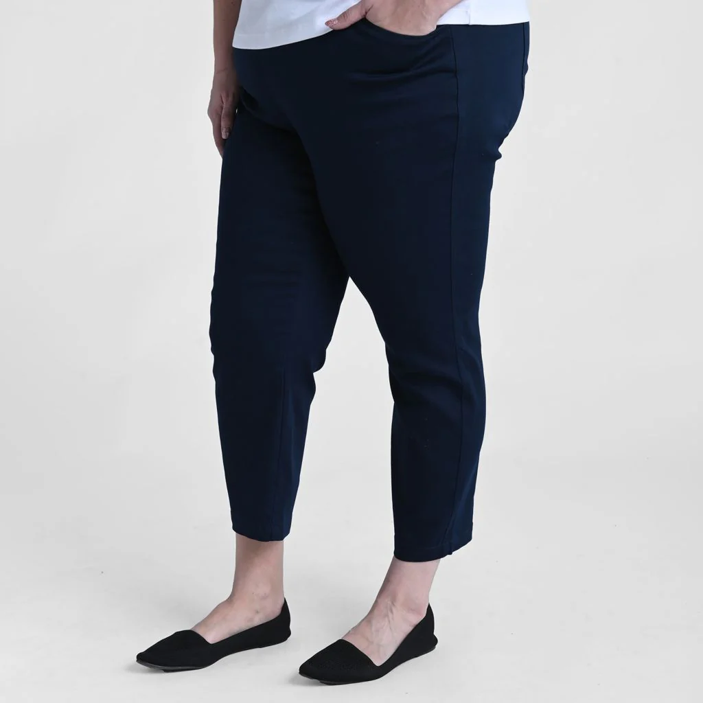 Signature Slimming Pull On Ankle Pant - Image 10
