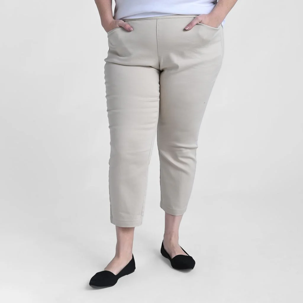 Signature Slimming Pull On Ankle Pant - Image 6