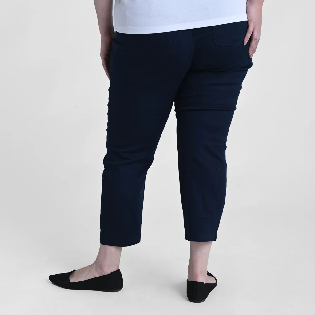Signature Slimming Pull On Ankle Pant - Image 9